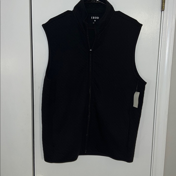 IZOD Men's Classic Black Vest - Picture 2 of 10